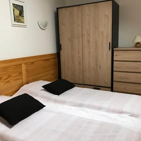 Au Petit Bonheur Nyaraló Calvisson